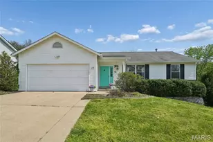 12 Brooker Ct, Saint Peters, MO 63376 - Photo 1