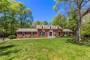 16 Williamsburg Rd, Creve Coeur, MO 63141 - Photo 1