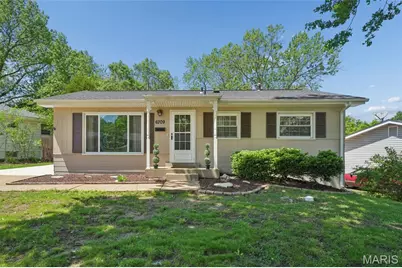 6709 Village Square Drive, Hazelwood, MO 63042 - Photo 1