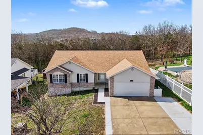 2525 Castle Pines Drive, Imperial, MO 63052 - Photo 1