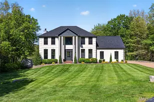 4 Lakeway Ct, Defiance, MO 63341 - Photo 1
