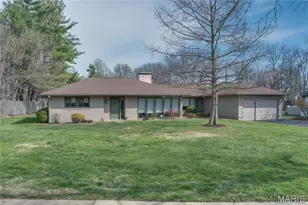 5 Stacy Dr, Olivette, MO 63132 - Photo 1