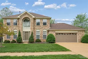 1661 Praise Blvd, Fenton, MO 63026 - Photo 1