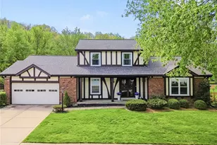 14894 Pheasant Hill Ct, Chesterfield, MO 63017 - Photo 1