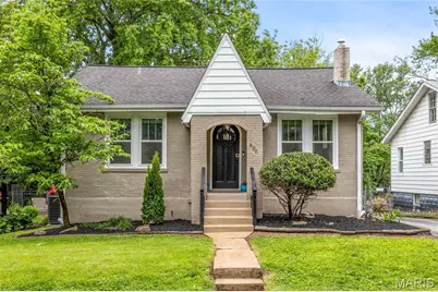 886 Warwick Lane, Glendale, MO 63122 - Photo 1