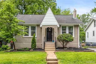 886 Warwick Ln, Glendale, MO 63122 - Photo 1