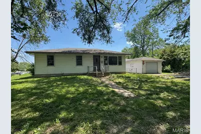 9984 Duke Drive, Moline Acres, MO 63136 - Photo 1