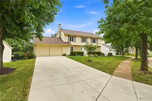 2175 Parasol Dr, Chesterfield, MO 63017 - Photo 1