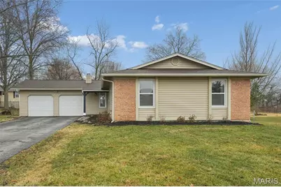 14 Dogwood Court, Saint Peters, MO 63376 - Photo 1
