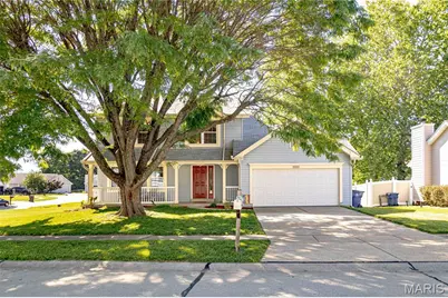 2920 Sherwood Drive, Florissant, MO 63031 - Photo 1
