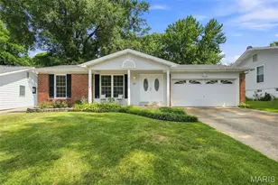 27 Michelle Ln, Saint Peters, MO 63376 - Photo 1