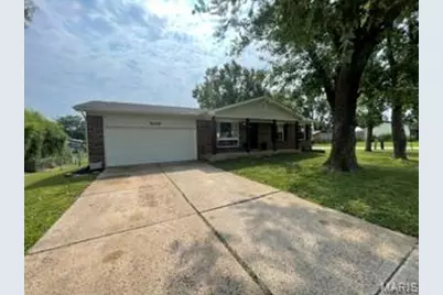 508 S Hawthorne Drive, Pacific, MO 63069 - Photo 1