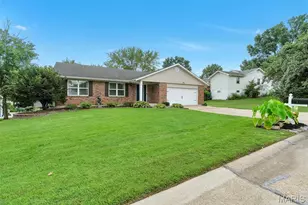 104 Cedar Crest Ct, Saint Charles, MO 63304 - Photo 1