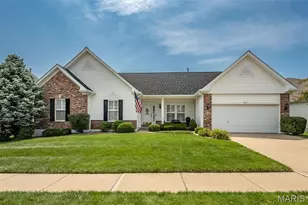 15263 Brightfield Manor Dr, Chesterfield, MO 63017 - Photo 1