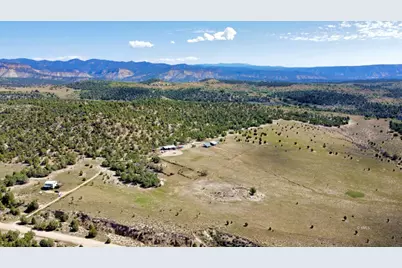 403 &amp; 409 N Mineral Springs Rd, Mount Carmel, UT 84758 - Photo 10