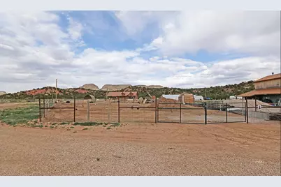 7395 N Johnson Canyon Rd, Kanab, UT 84741 - Photo 8