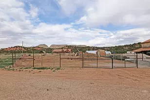 7395 N Johnson Canyon Rd, Kanab, UT 84741 - Photo 8
