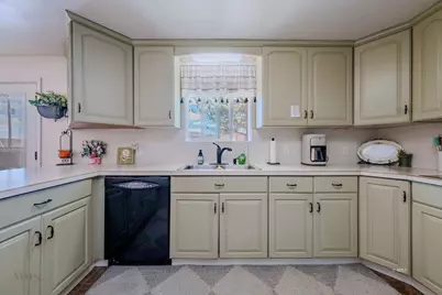 476 S 100 E, Kanab, UT 84741 - Photo 18