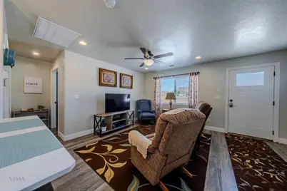 476 S 100 E, Kanab, UT 84741 - Photo 36