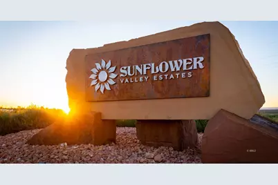 Peaceful Cir, Kanab, UT 84741 - Photo 2