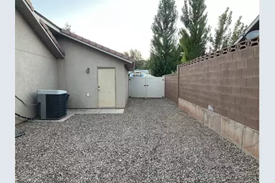 1603 S Escalante Dr, Kanab, UT 84741 - Photo 32
