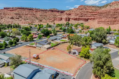 250 E, Kanab, UT 84741 - Photo 4
