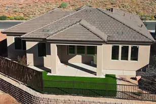 782 E Country Club Dr, Kanab, UT 84741 - Photo 4