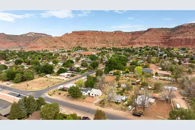 233 E 100 North, Kanab, UT 84741 - Photo 30