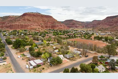 233 E 100 North, Kanab, UT 84741 - Photo 28