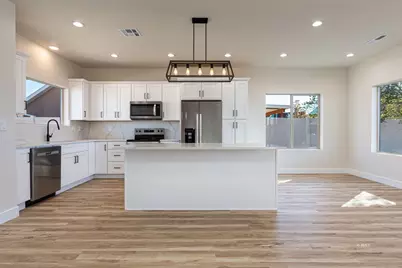 786 Cedar Cir, Kanab, UT 84741 - Photo 22