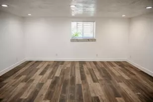 495 E Jessop Ave, Hildale, UT 84737 - Photo 2