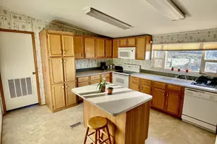 422 W Piute Dr, Kanab, UT 84741 - Photo 4