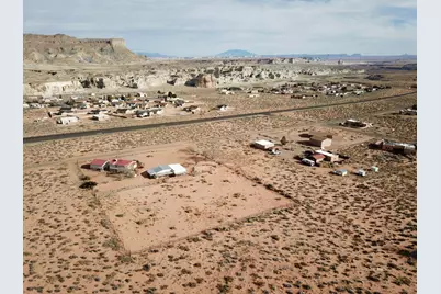 1100 S Revolution Way, Big Water, UT 84741 - Photo 26