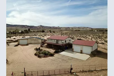 1100 S Revolution Way, Big Water, UT 84741 - Photo 1