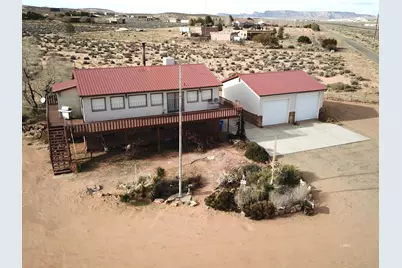 1100 S Revolution Way, Big Water, UT 84741 - Photo 2