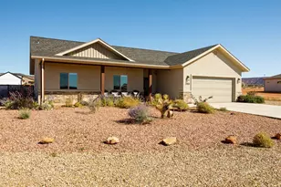 3100 E Ryker Ct, Kanab, UT 84741 - Photo 2