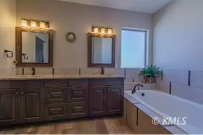 4830 W Pioneer Ave, Kanab, UT 84741 - Photo 10