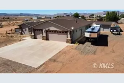 4830 W Pioneer Ave, Kanab, UT 84741 - Photo 1