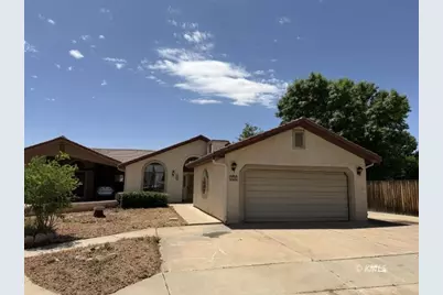 80 W Red Shadow Cir, Kanab, UT 84741 - Photo 1