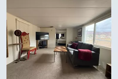 587 W Navajo Dr, Kanab, UT 84741 - Photo 2
