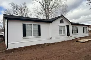 380 E 200 S, Kanab, UT 84741 - Photo 6