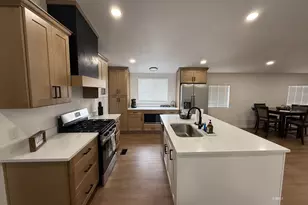 380 E 200 S, Kanab, UT 84741 - Photo 12