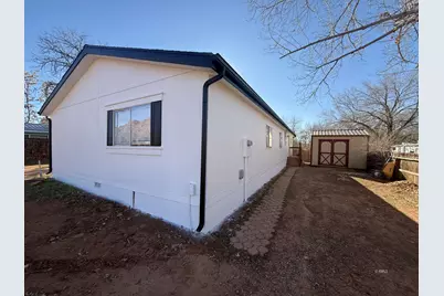 380 E 200 S, Kanab, UT 84741 - Photo 8