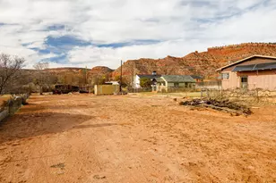 285 N 100 E, Kanab, UT 84741 - Photo 38