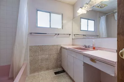 285 N 100 E, Kanab, UT 84741 - Photo 16