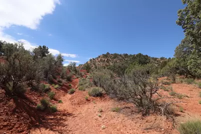 977 W Vermillion Dr, Kanab, UT 84741 - Photo 14