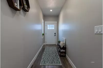 1558 S Creekside Dr E, Kanab, UT 84741 - Photo 4