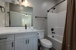 1558 S Creekside Dr E, Kanab, UT 84741 - Photo 28