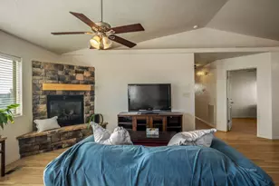 3770 E Juniper Cliffs Dr, Kanab, UT 84741 - Photo 10