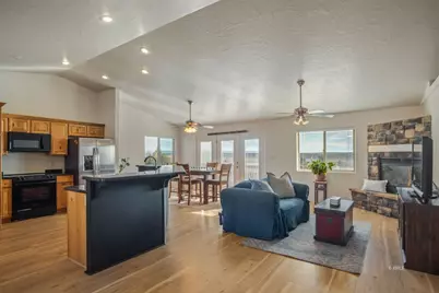 3770 E Juniper Cliffs Dr, Kanab, UT 84741 - Photo 1
